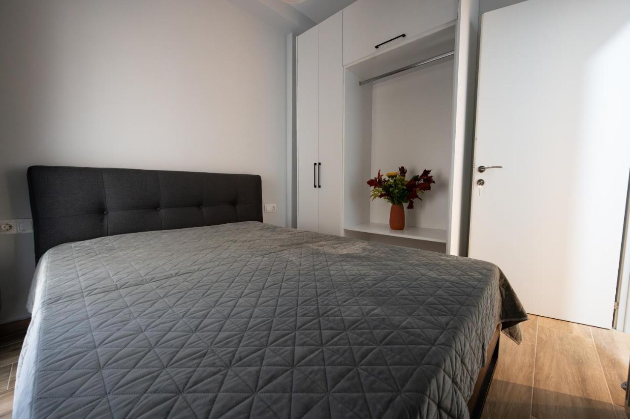 Central Studio Skg Thessaloníki Exteriör bild