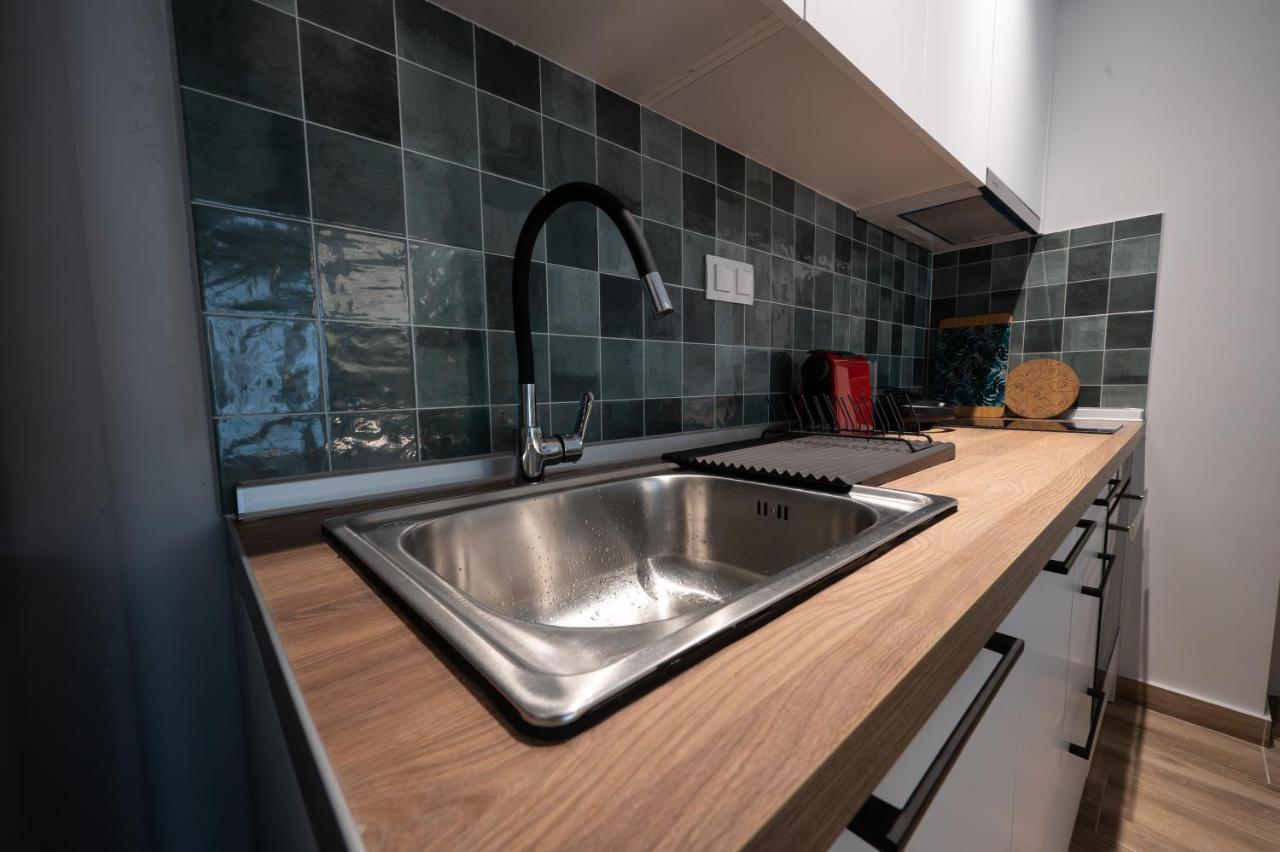 Central Studio Skg Thessaloníki Exteriör bild